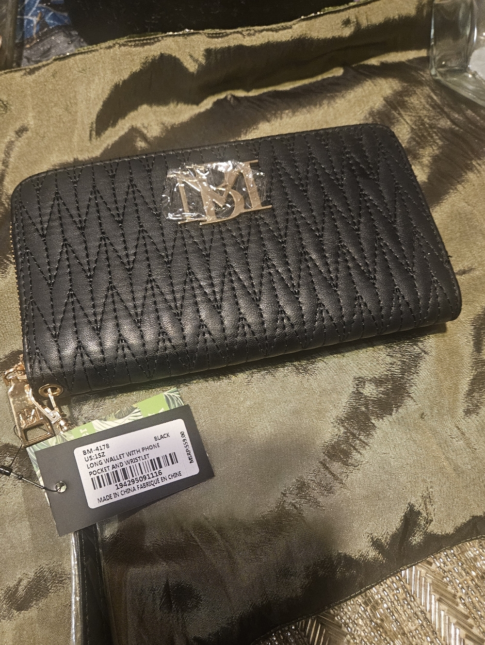 Black Quilted Wristlet Wallet with Gold Hardware. New